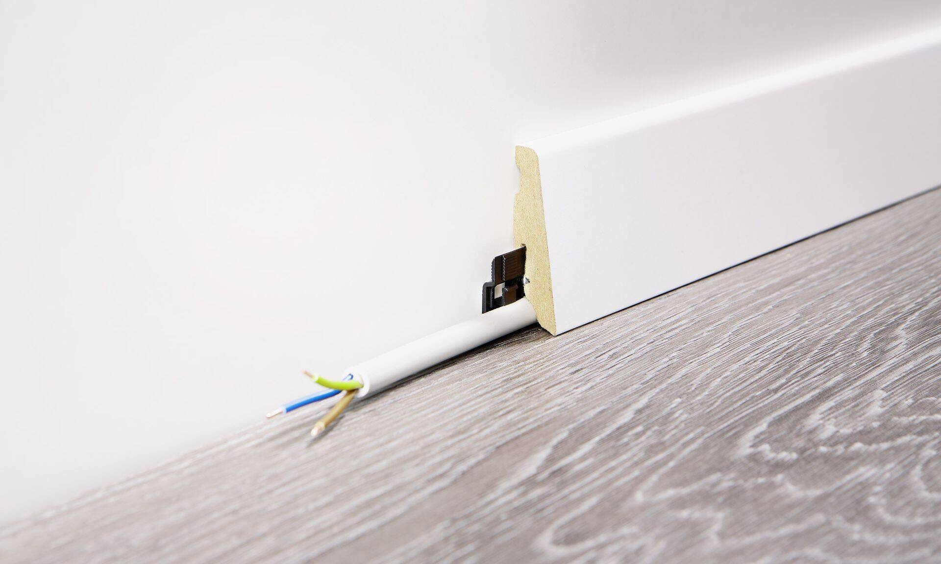 Wineo Fußleiste &quot;Scandic White&quot; 19/58 mm kaufen - Laminatparadies