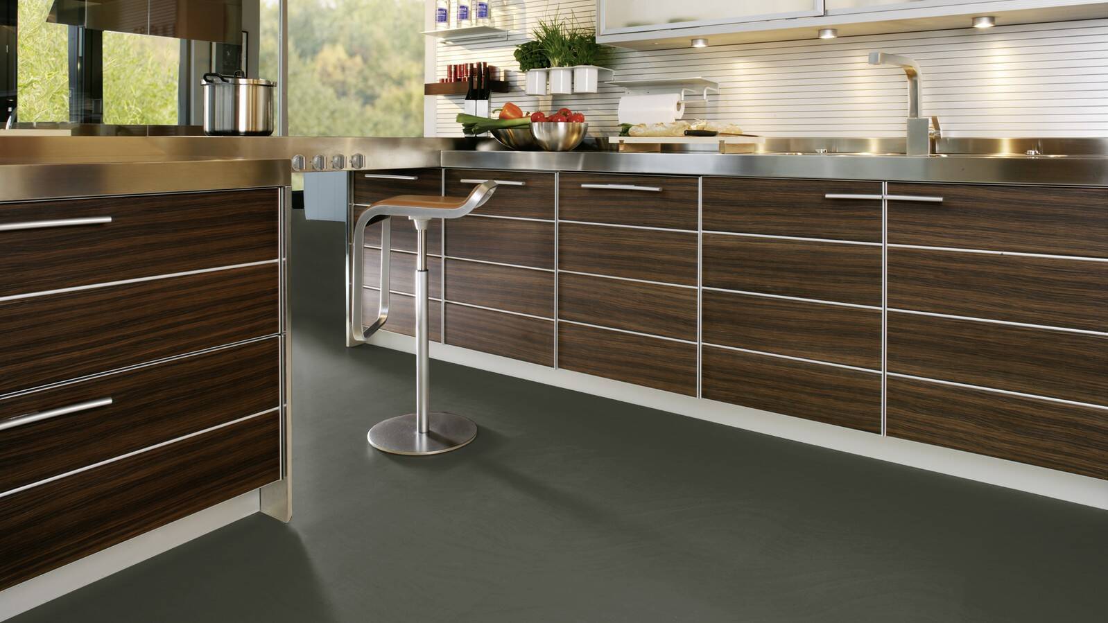 Wineo Laminat &quot;Hochglanz Umbragrau&quot; - Wineo 550 - 1 kaufen - Laminatparadies