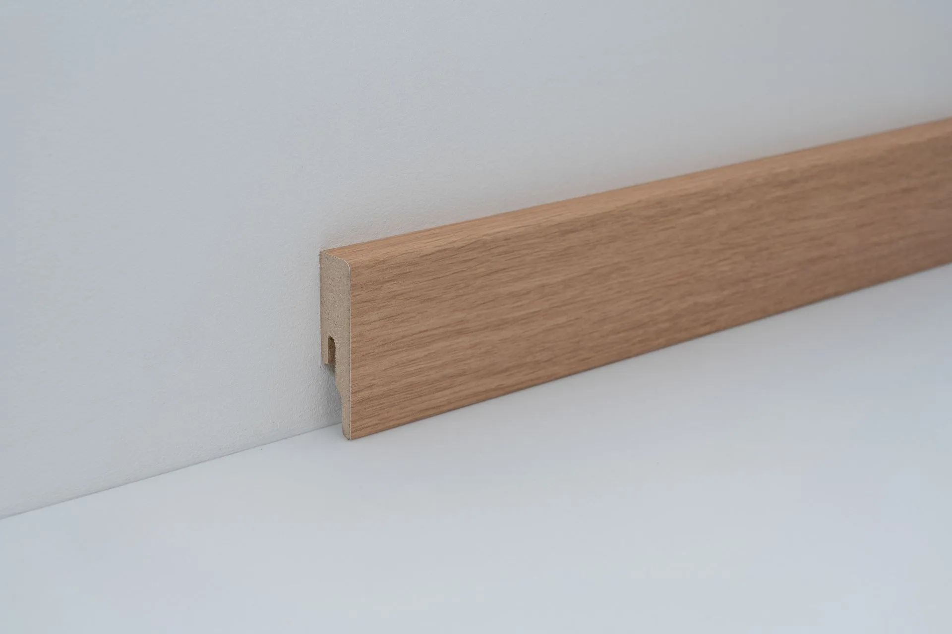 Wineo Fußleiste "Noble Oak Vanilla" 16/60 mm