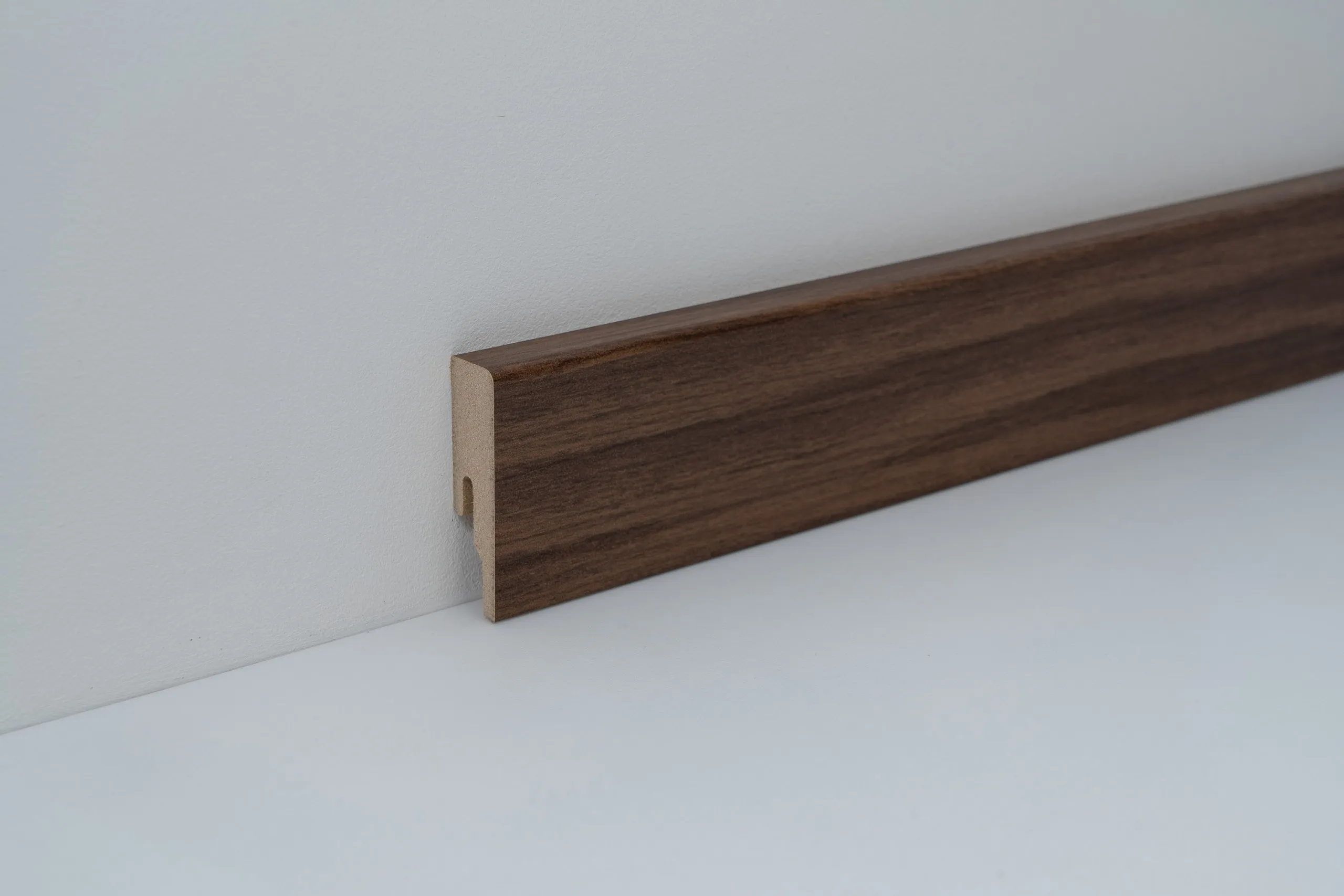 Wineo Fußleiste "Rustic Oak Nougat" 16/60 mm